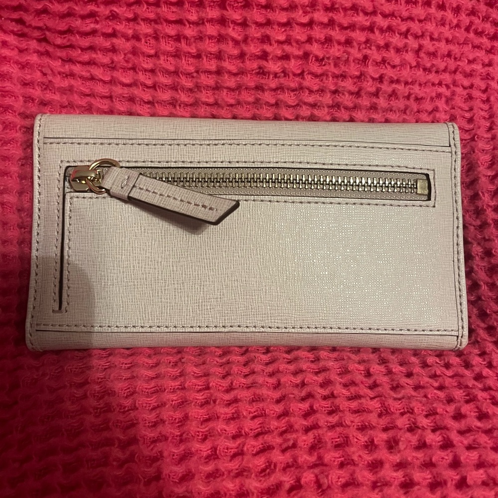 Dooney & Bourke Light Tan Wallet - Picture 3 of 6